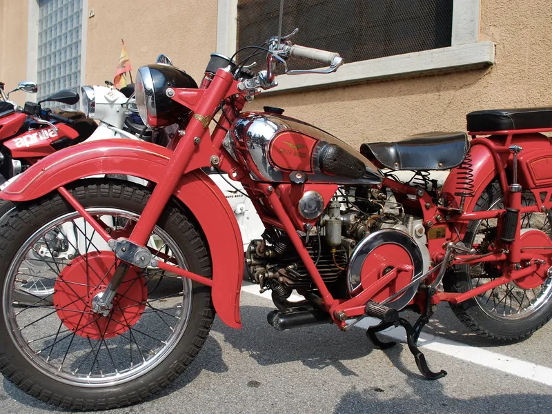 90 ANS DE MOTO GUZZI - Sept 2011