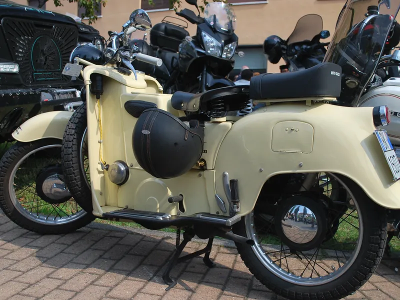 90 ANS DE MOTO GUZZI - Sept 2011