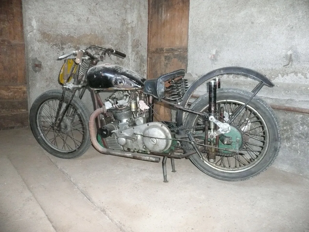 BENELLI 250 TN