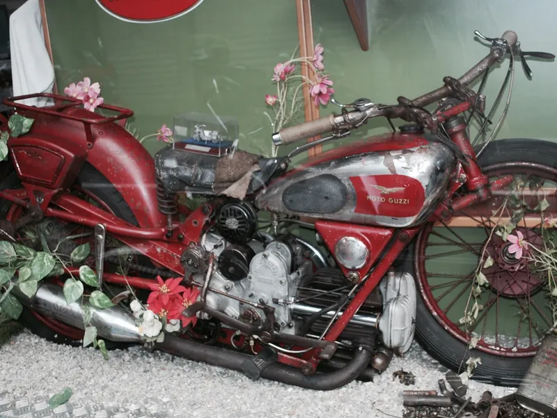 90 ANS DE MOTO GUZZI - Sept 2011