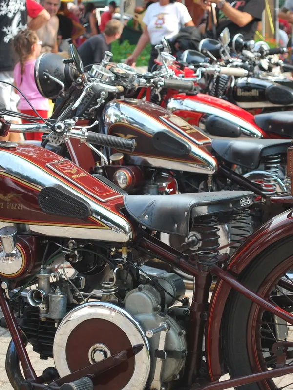 90 ANS DE MOTO GUZZI - Sept 2011