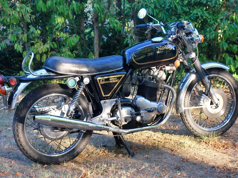 NORTON COMMANDO MKIIA 850  
