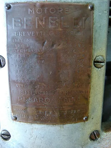 BENELLI 250 TN
