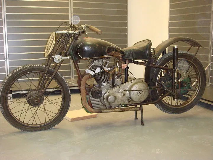 BENELLI 250 TN