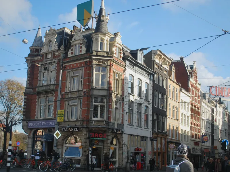 YESTERDAYS et AMSTERDAM  3/4 Nov 2011                                                                                  